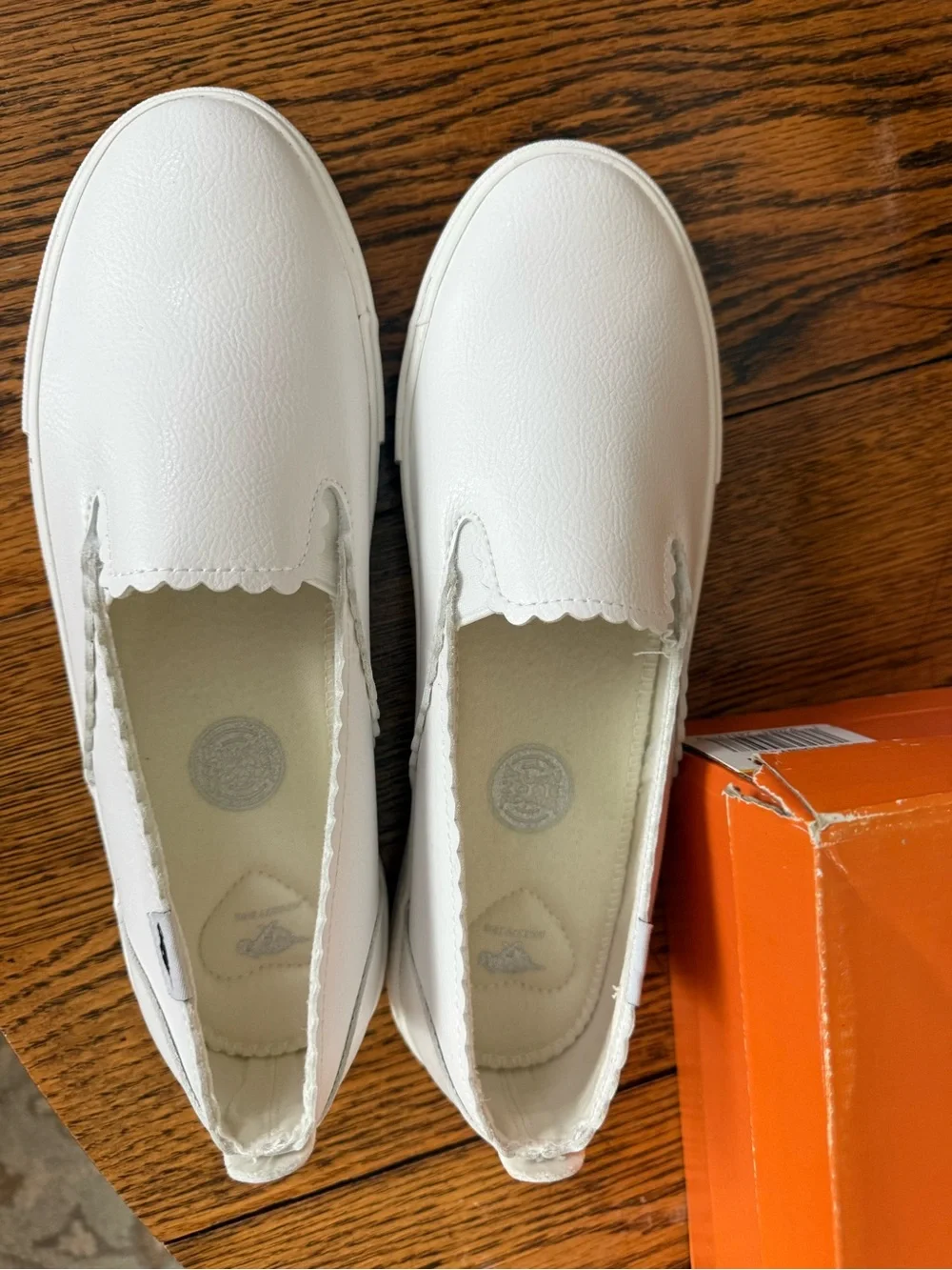 Rocket Dog White Scalloped Edge Slip-On Sneakers